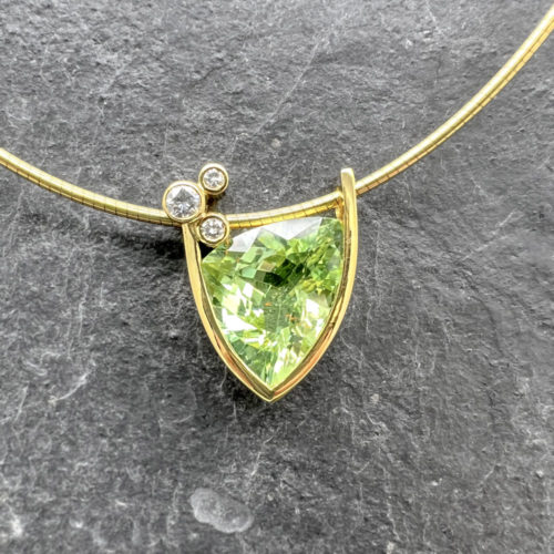 Collier mit Turmalin und 3 Brillanten