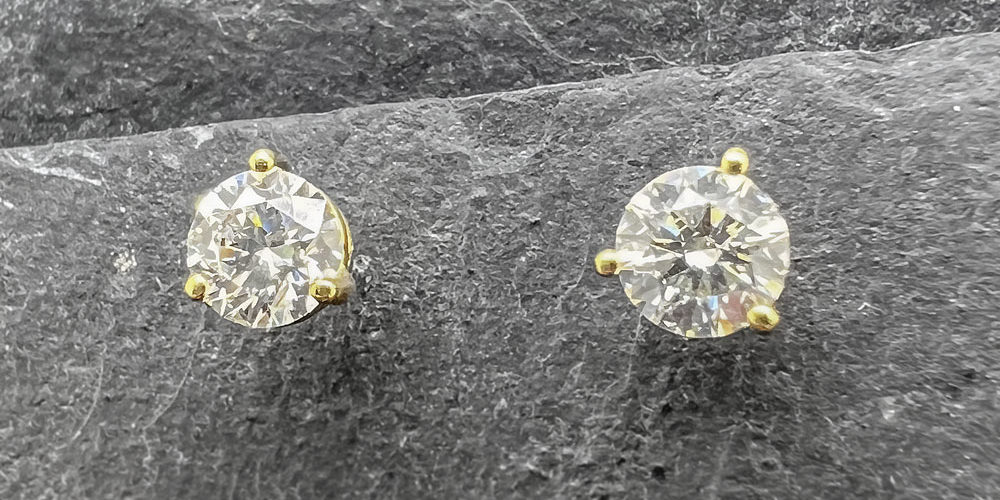 Ohrstecker mit Brillant