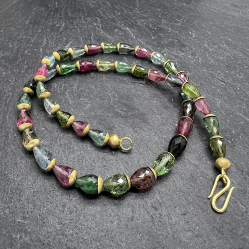 Turmalin-Kette (115 ct.)