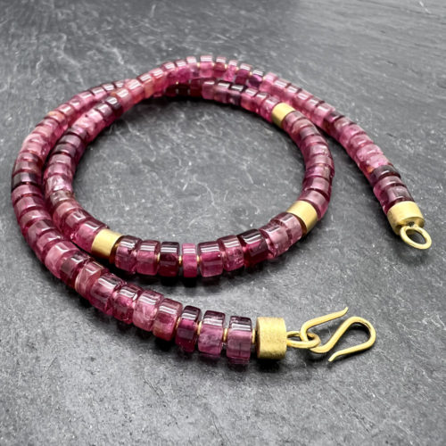 Turmalin-Kette mit 750er Gelbgold